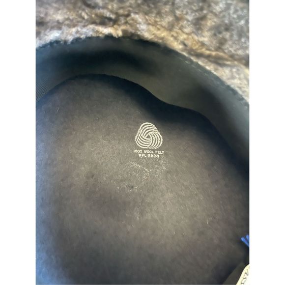 MR JOHN CLASSIC New York Paris Vintage 100% Wool Hat